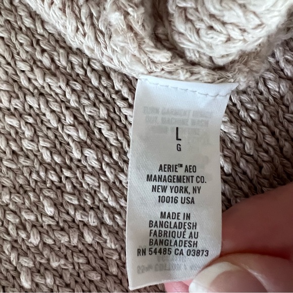 Aerie Long Sleeve Knit Sweater in Oatmeal Raw Seam Split Hem Size Large - Picture 7 of 8